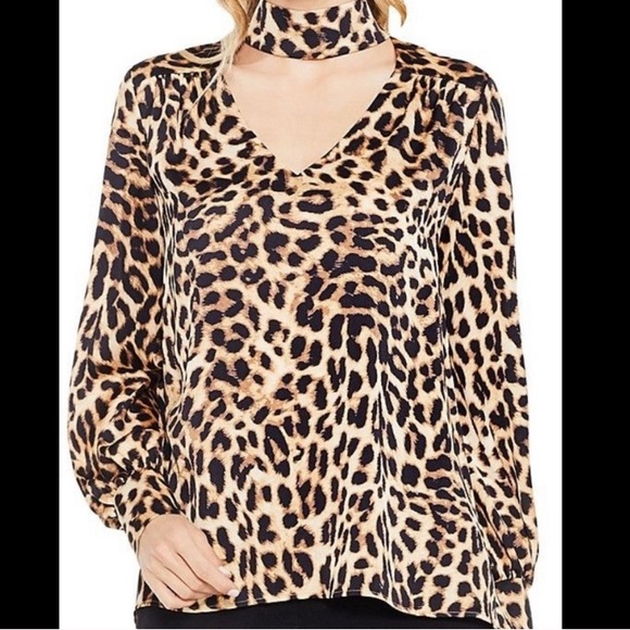 Vince Camuto Tops - Vince Camuto Leopard print choker blouse